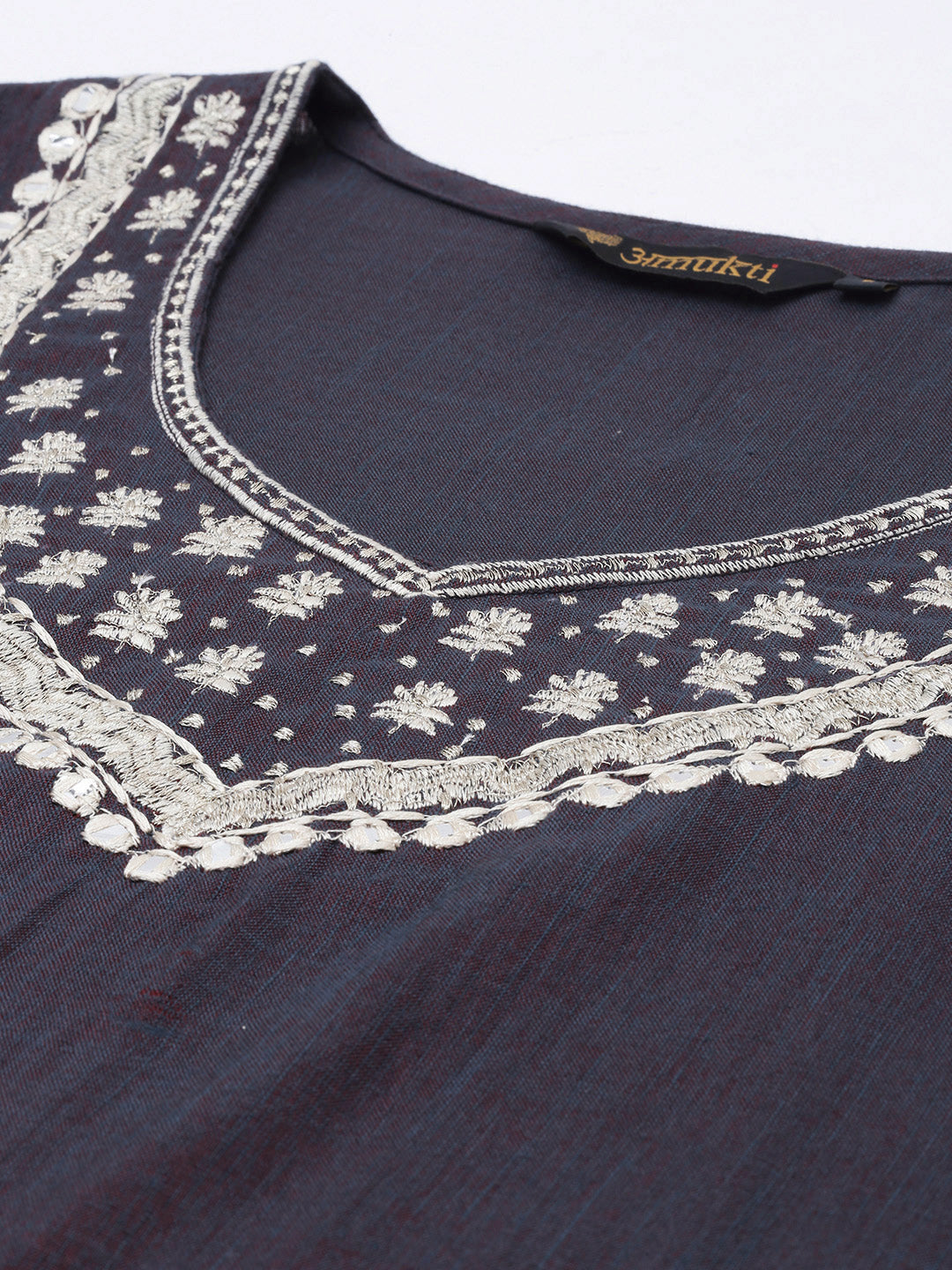 Blue  White Ethnic Motifs Embroidery Kurta
