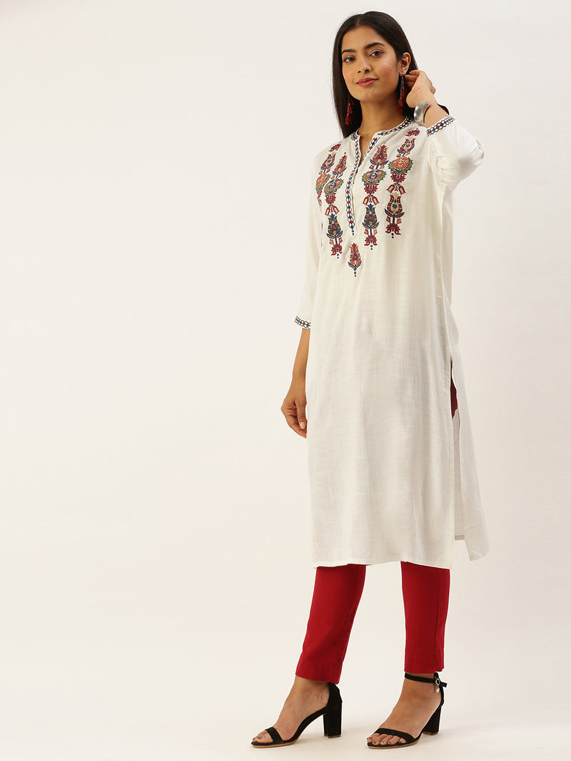 White & Red Ethnic Motifs Embroidered Straight Kurta
