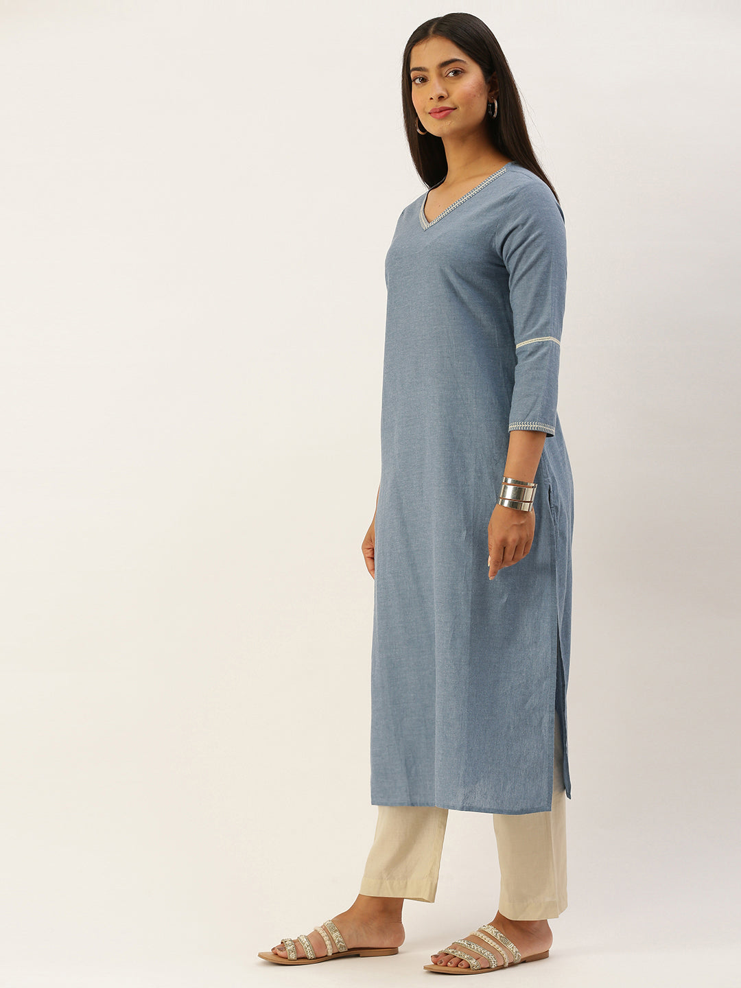 Blue Solid V-Neck Roll-Up Sleeves Thread Work Detail Kurta