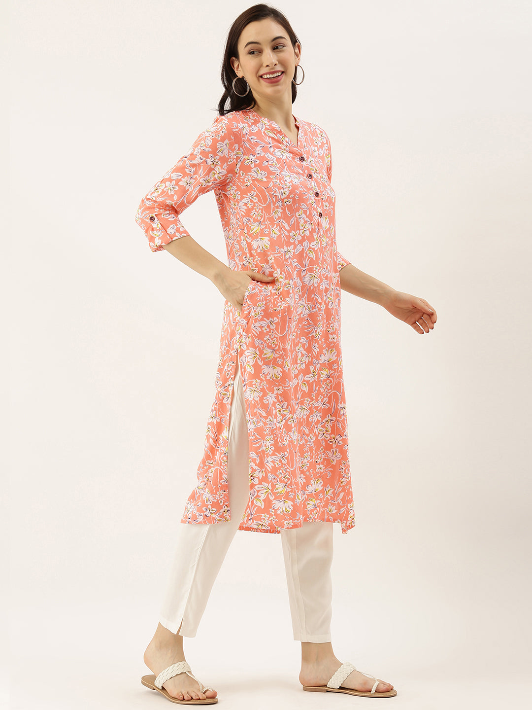 Peach- Coloured & White Floral Printed Kurta