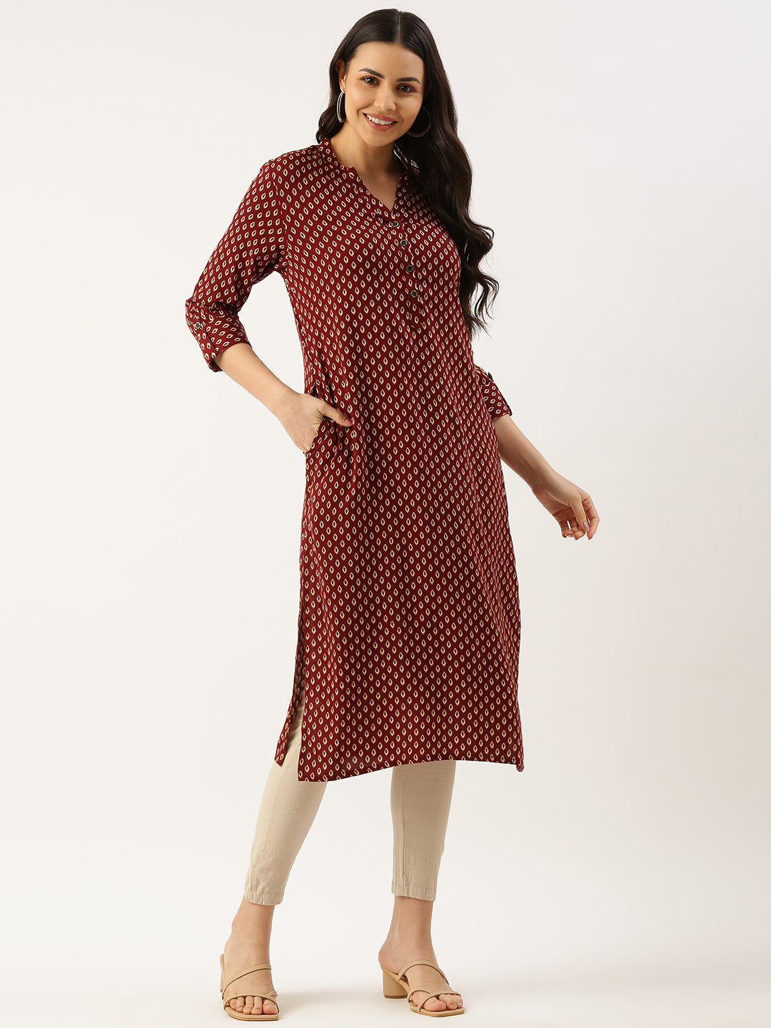 Maroon & Golden Ethnic Motifs Printed Straight Cut kurta